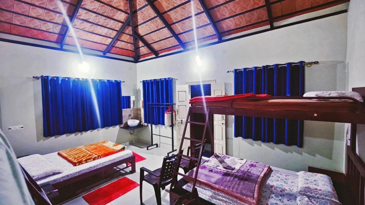 Staymaker Kasargali Homestay Саклешпур Екстериор снимка